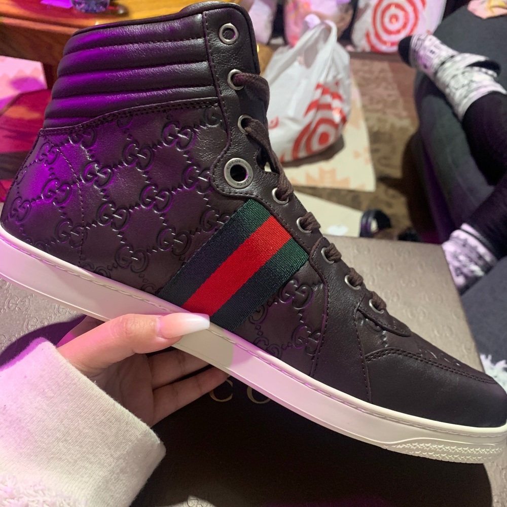 Gucci brown leather